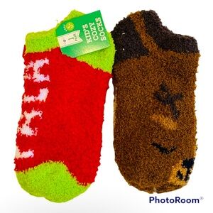 Kids Cozy Socks 2 Pack Christmas Fa La La La and Reindeer NWT Red Green